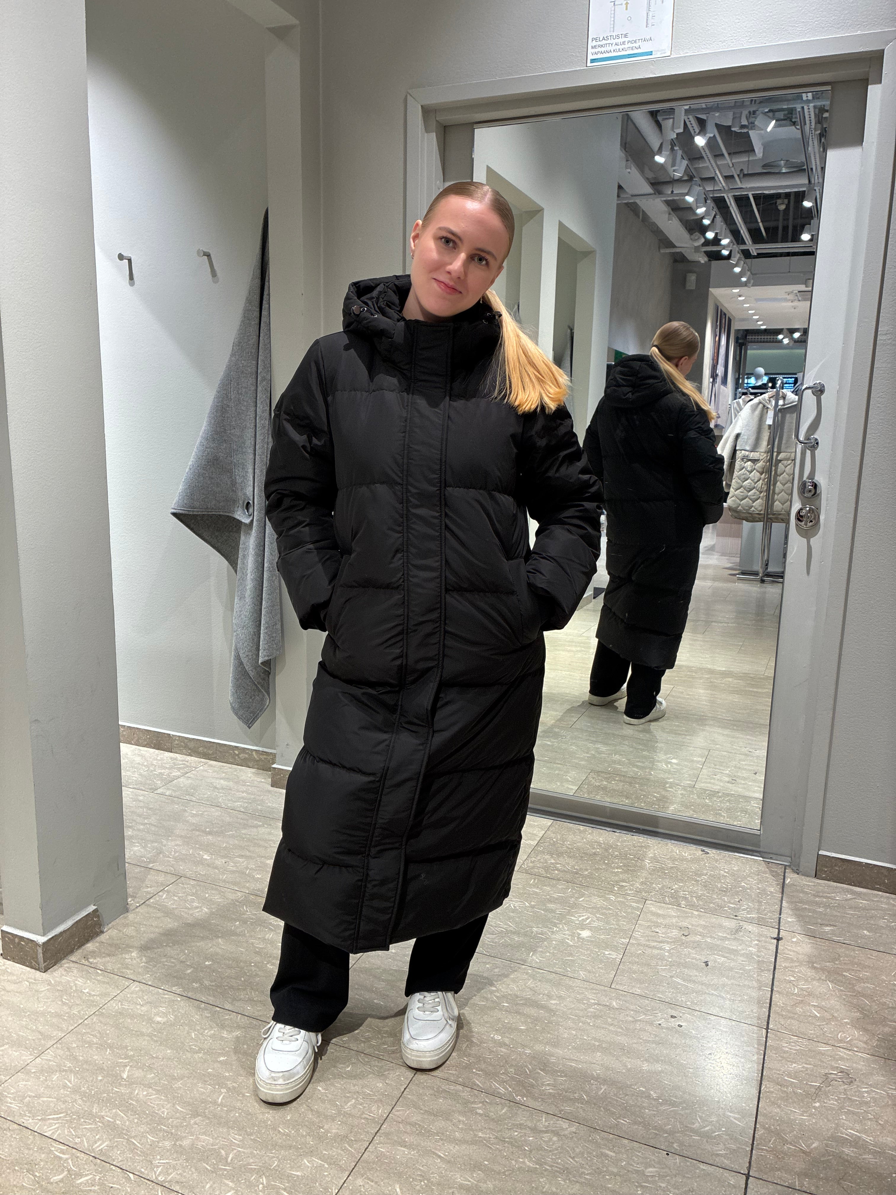 VISTARI Coat - Black Beauty